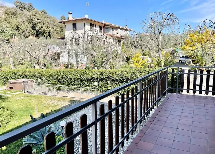 Villa Carrera